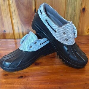 Sperry Top spider rain shoes. Size 9. Flawless